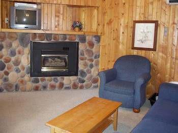High Village Breezy Point Bagian luar foto